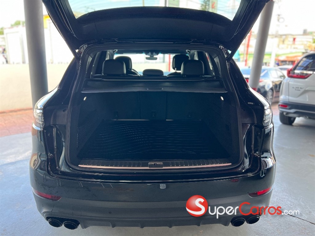 2019 Porsche Cayenne — foto 5 / 11