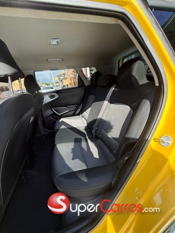 2020 Kia Soul LX — foto 8 / 9