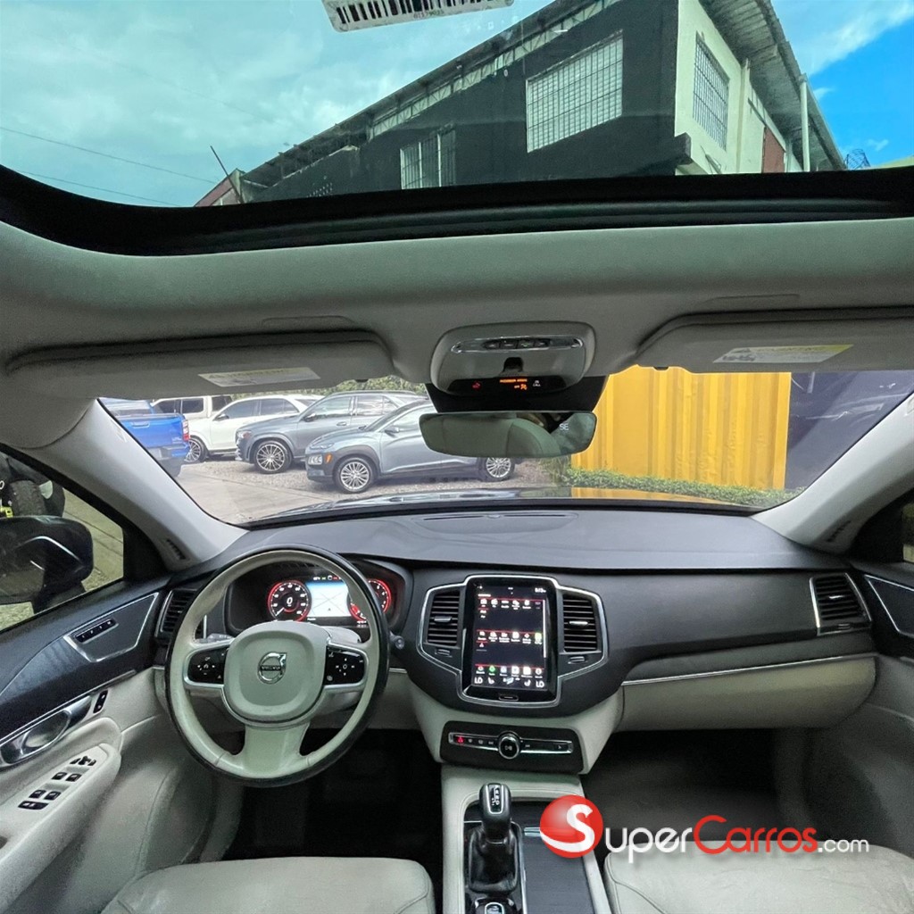 2020 Volvo XC90 Momentum T6 — foto 7 / 11