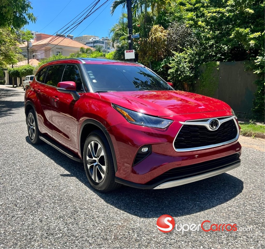 2021 Toyota Highlander XLE — foto 4 / 12