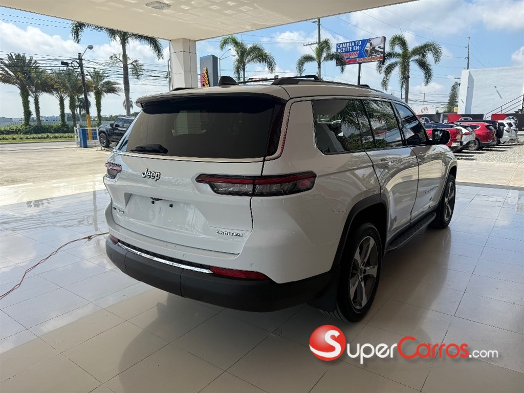 2021 Jeep Grand Cherokee Limited 4x4 — foto 4 / 12