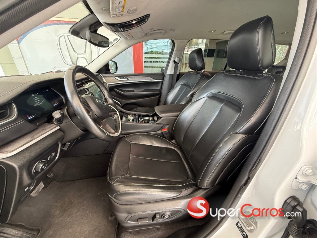 2021 Jeep Grand Cherokee Limited 4x4 — foto 8 / 12