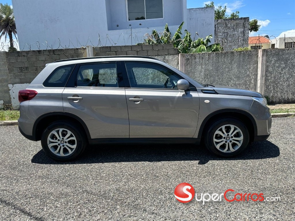 2020 Suzuki Vitara — foto 6 / 12