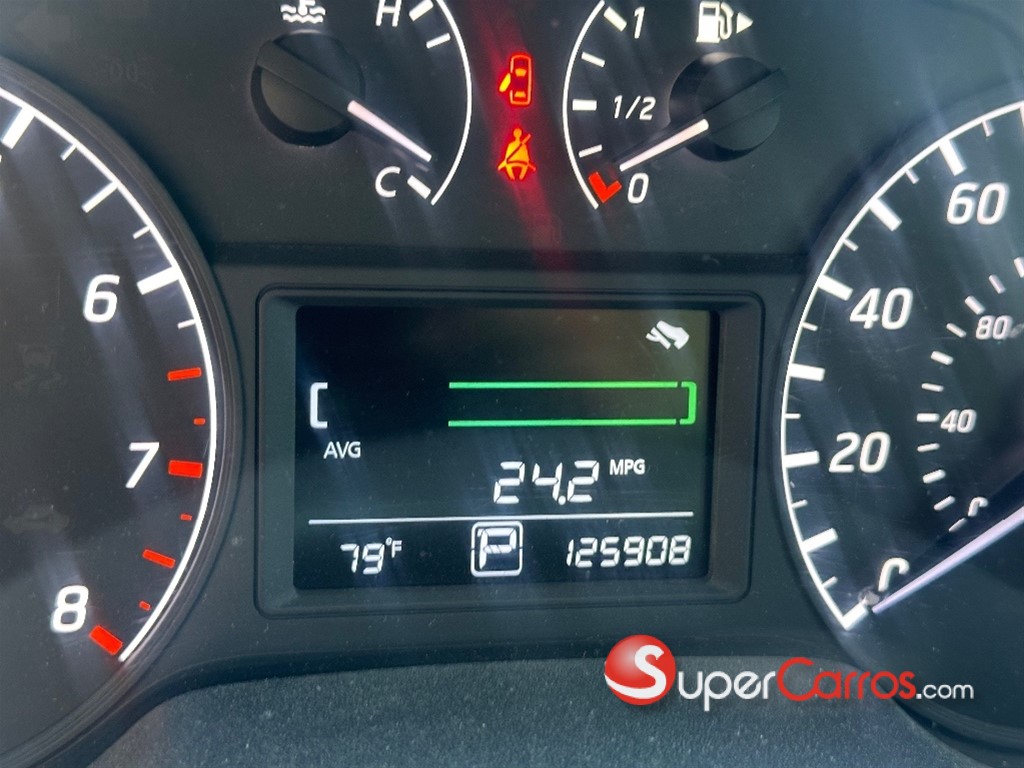 2017 Nissan Sentra — foto 11 / 11