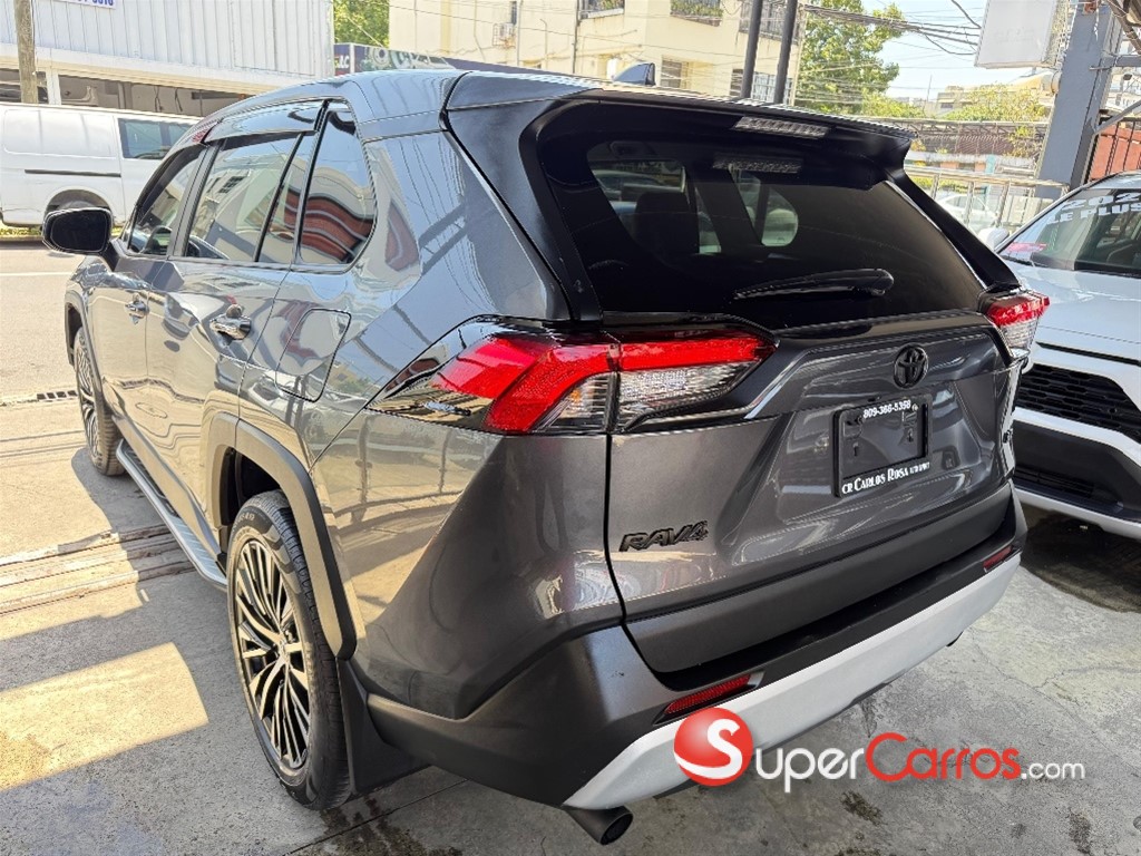 2023 Toyota RAV4 LE PLUS — foto 6 / 10