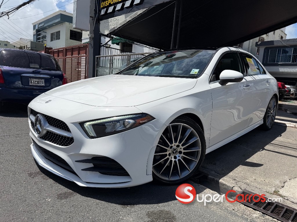 2022 Mercedes-Benz Clase A 220 AMG