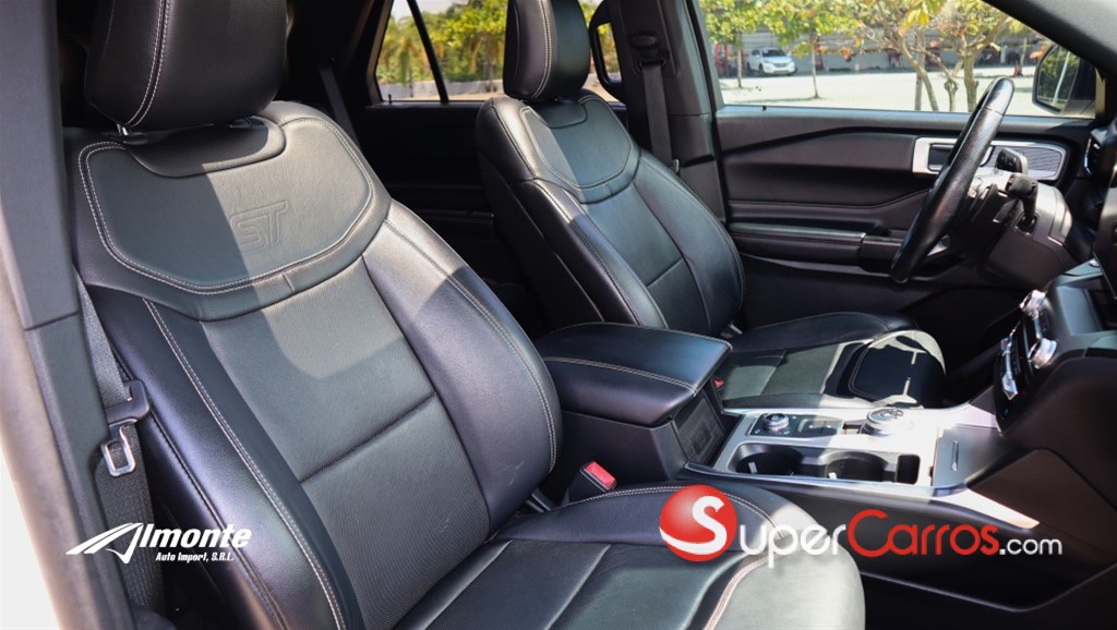 2020 Ford Explorer — foto 6 / 12