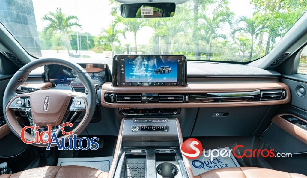 2026 Lincoln Aviator — foto 8 / 12