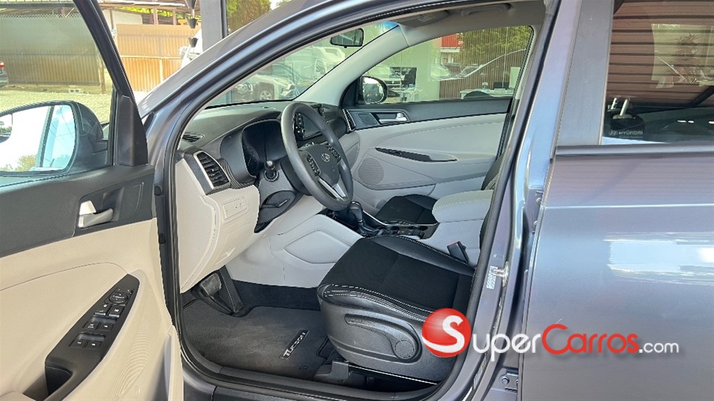 2021 Hyundai Tucson SE — foto 5 / 10