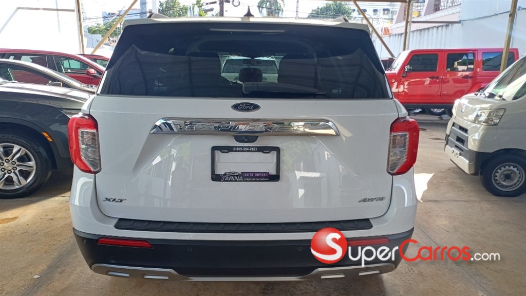 2021 Ford Explorer XLT 4WD — foto 5 / 12