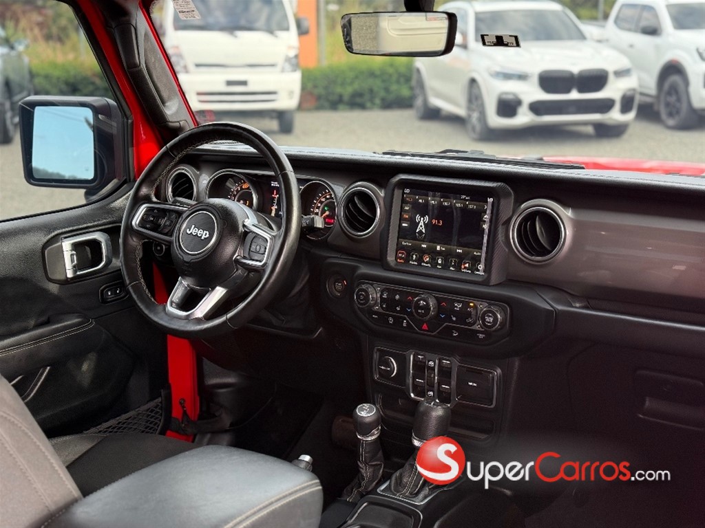2018 Jeep Wrangler Unlimited Sahara — foto 6 / 12
