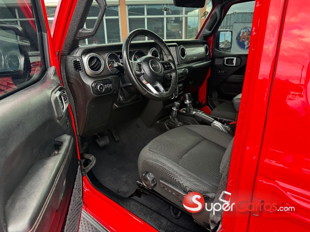 2018 Jeep Wrangler Unlimited Sahara — foto 7 / 12