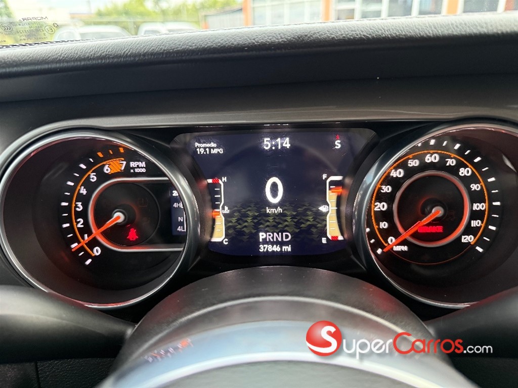 2018 Jeep Wrangler Unlimited Sahara — foto 11 / 12