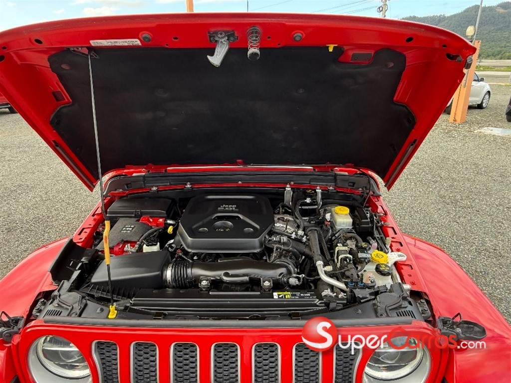 2018 Jeep Wrangler Unlimited Sahara — foto 12 / 12