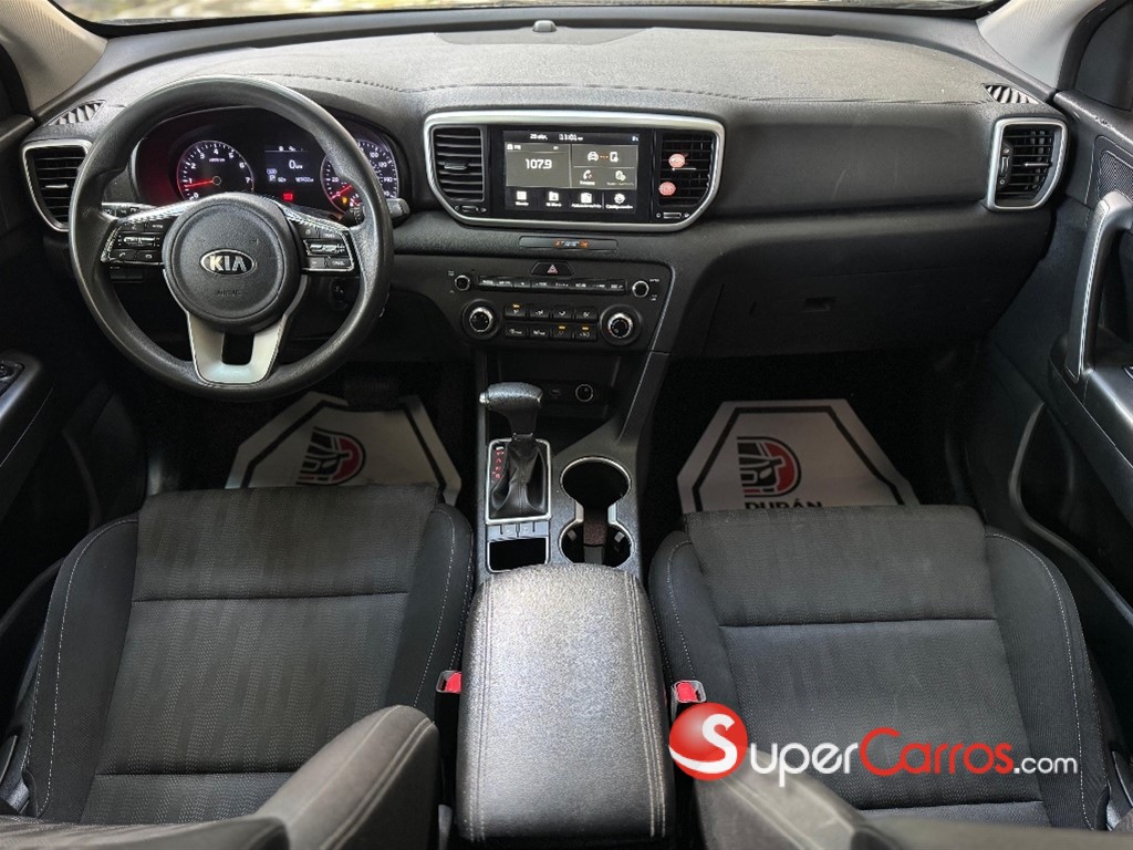 2021 Kia Sportage LX — foto 8 / 10