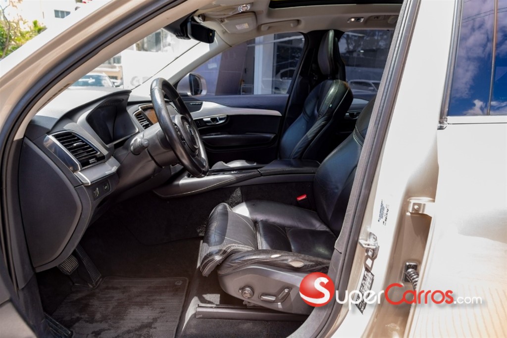 2016 Volvo XC90 Inscription T6 — foto 4 / 10