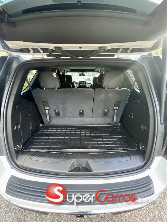 2021 Chevrolet Tahoe LT — foto 10 / 12
