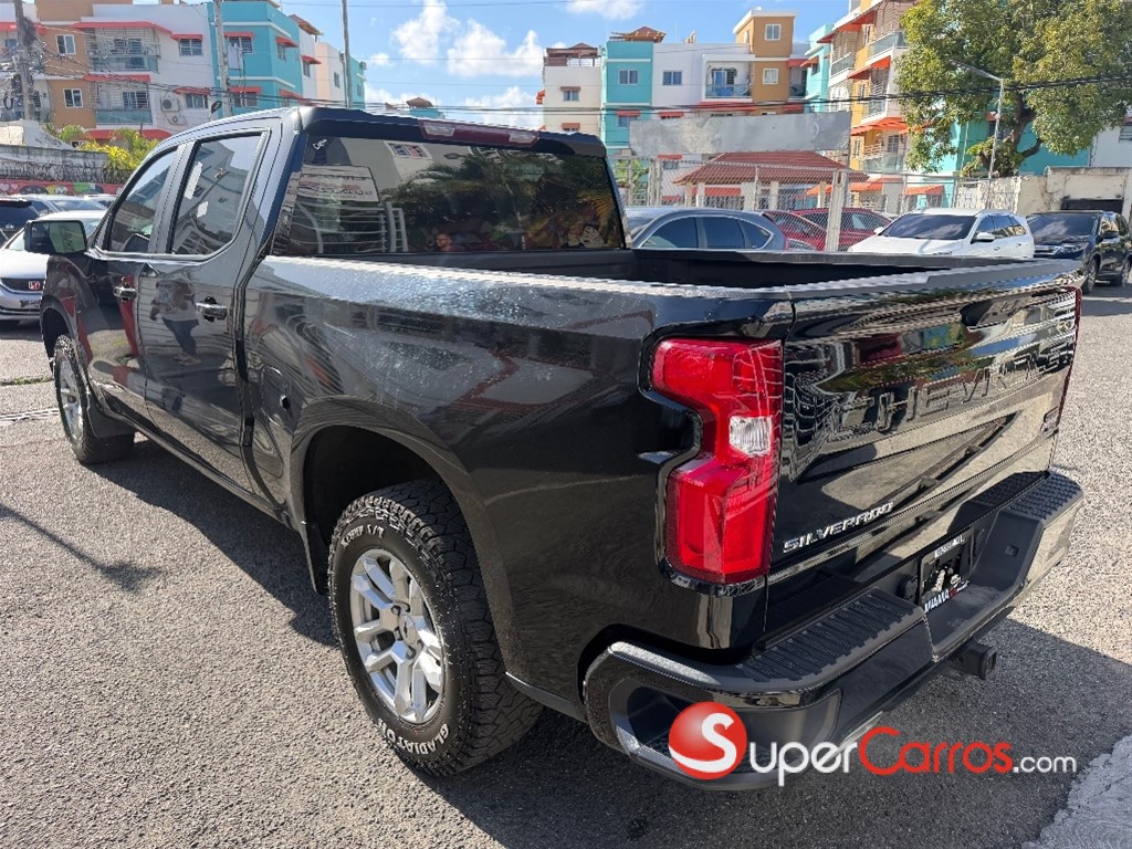 2022 Chevrolet Silverado 1500 RST — foto 4 / 12