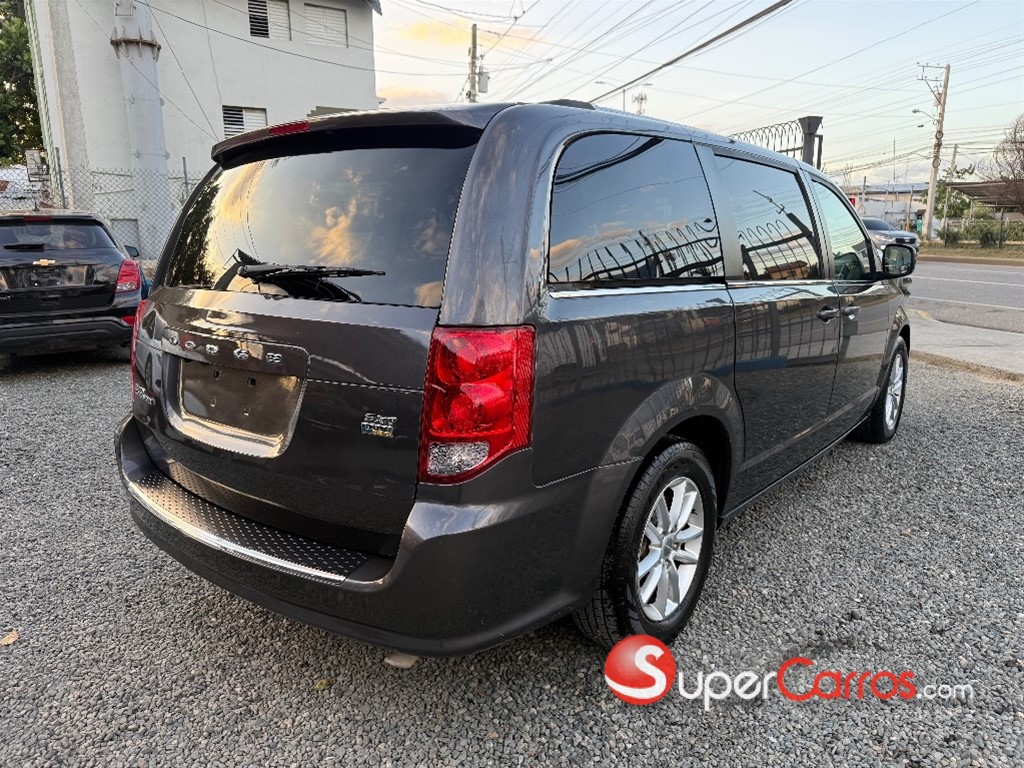2019 Dodge Caravan — foto 4 / 10