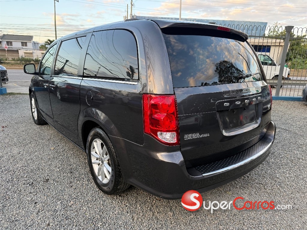 2019 Dodge Caravan — foto 6 / 10