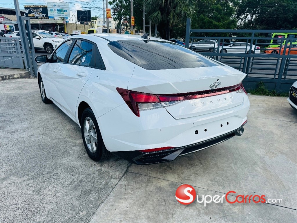 2021 Hyundai Avante LPI — foto 3 / 12