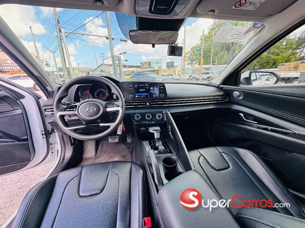 2021 Hyundai Avante LPI — foto 8 / 12