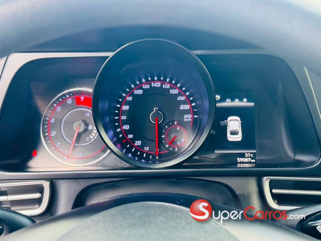 2021 Hyundai Avante LPI — foto 11 / 12