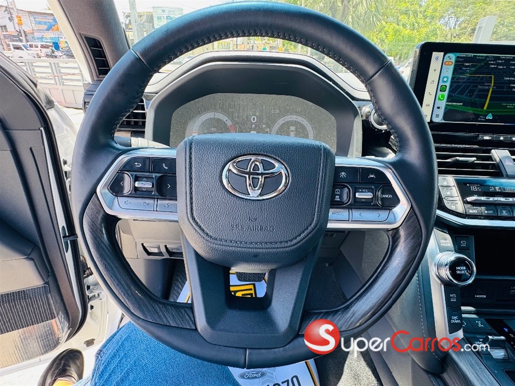 2026 Toyota Land Cruiser VXR — foto 11 / 12