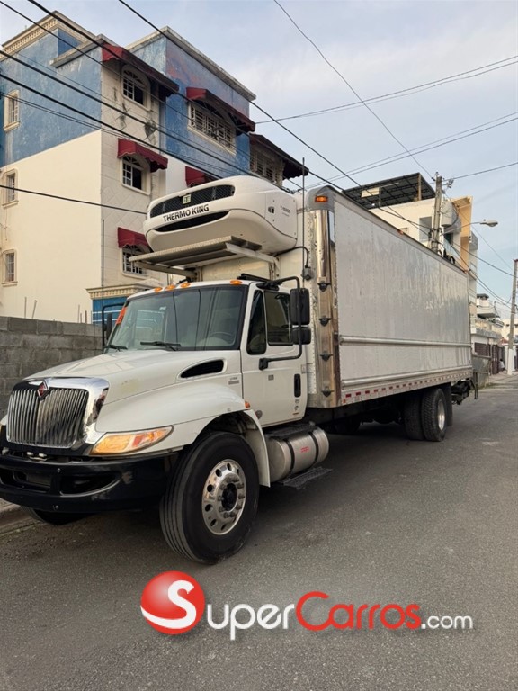 2018 International Durastar 4300