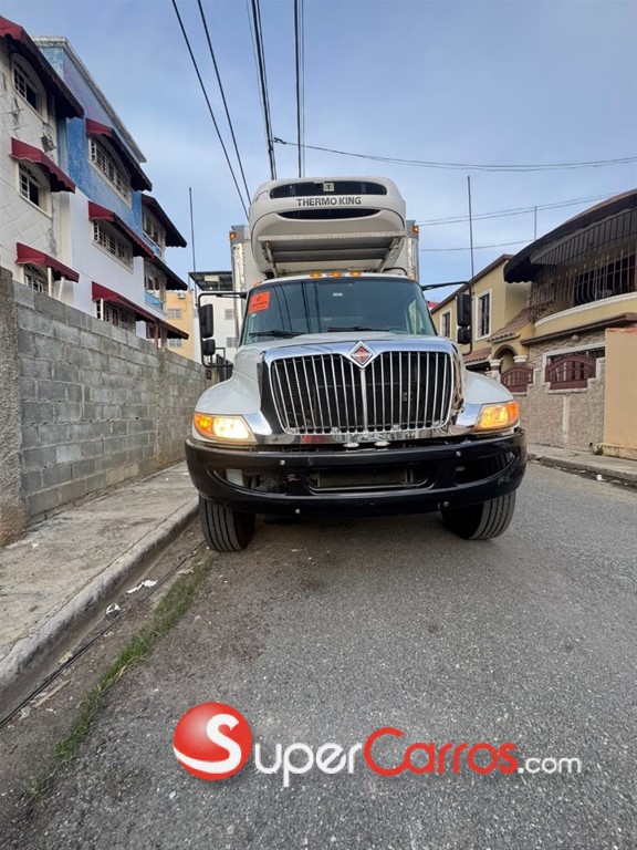 2018 International Durastar 4300 — foto 3 / 12