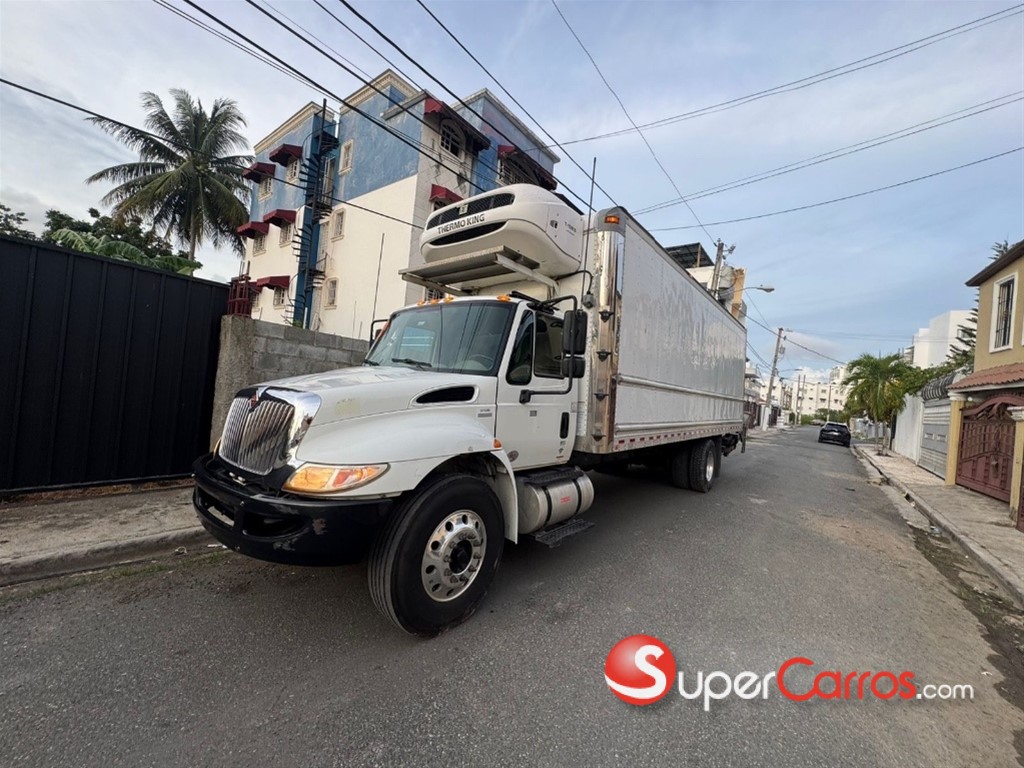2018 International Durastar 4300 — foto 6 / 12