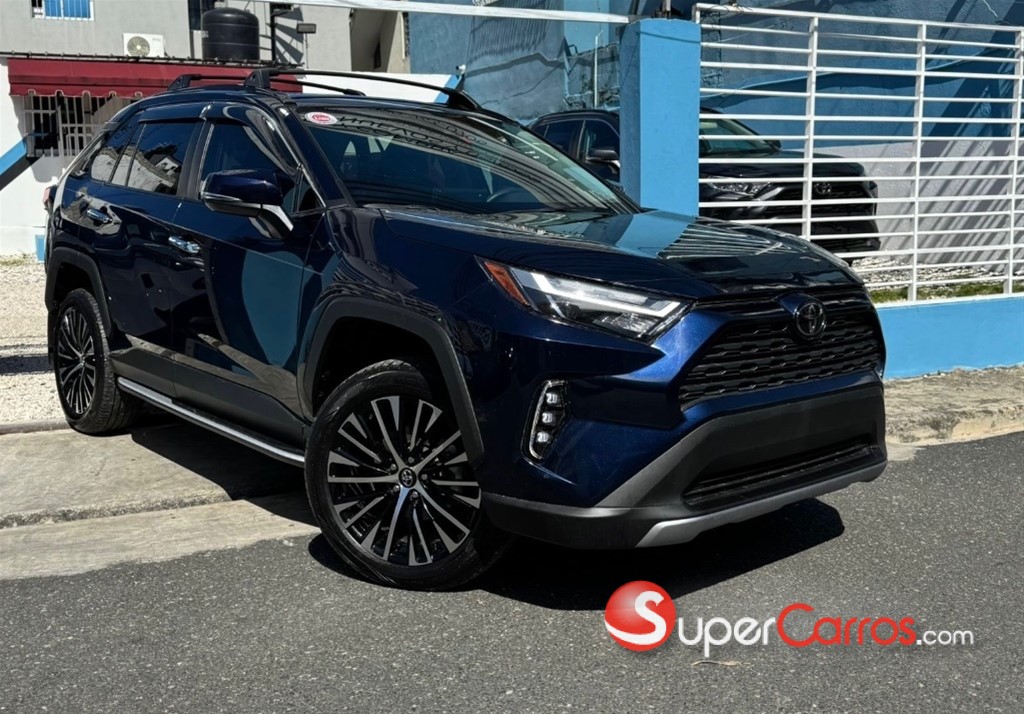 2024 Toyota RAV4 XLE Premium — foto 3 / 8