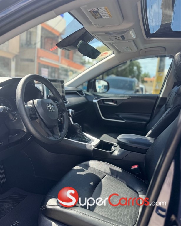 2024 Toyota RAV4 XLE Premium — foto 7 / 8