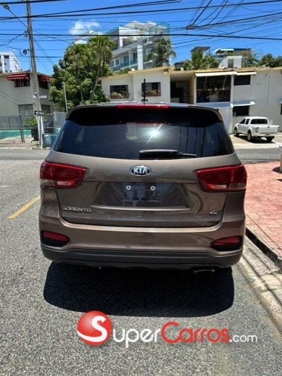 2020 Kia Sorento EX — foto 2 / 12