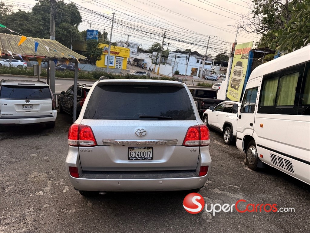 2009 Toyota Land Cruiser — foto 5 / 12