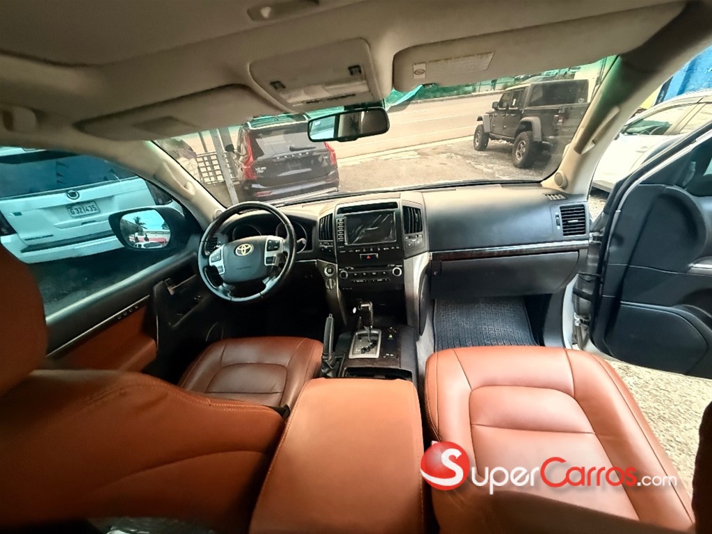 2009 Toyota Land Cruiser — foto 9 / 12