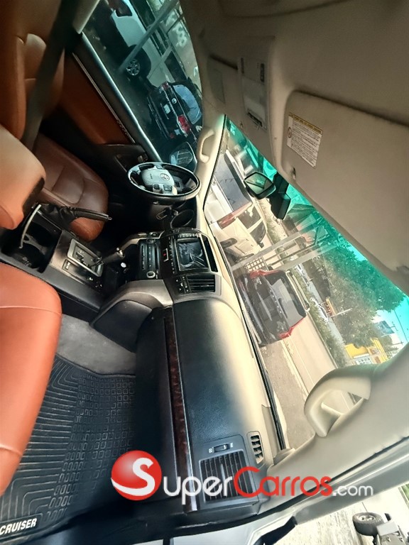 2009 Toyota Land Cruiser — foto 10 / 12