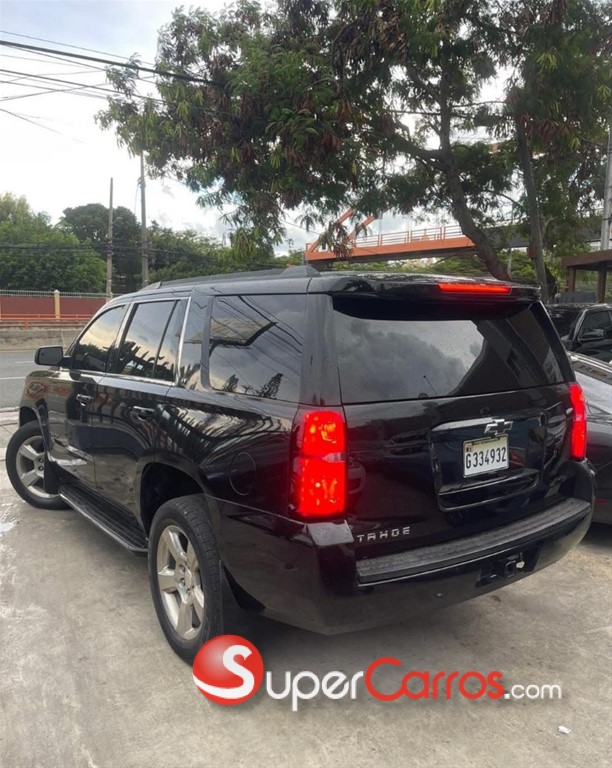 2015 Chevrolet Tahoe LT — foto 2 / 8