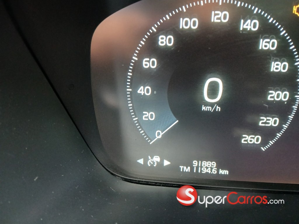 2016 Volvo XC90 Inscription T6 — foto 9 / 9