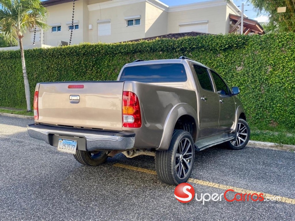 2009 Toyota Hilux — foto 4 / 9