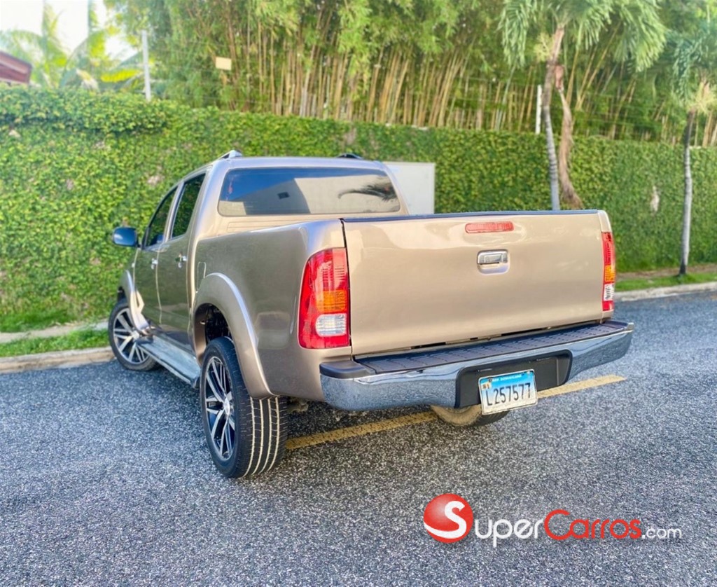 2009 Toyota Hilux — foto 6 / 9