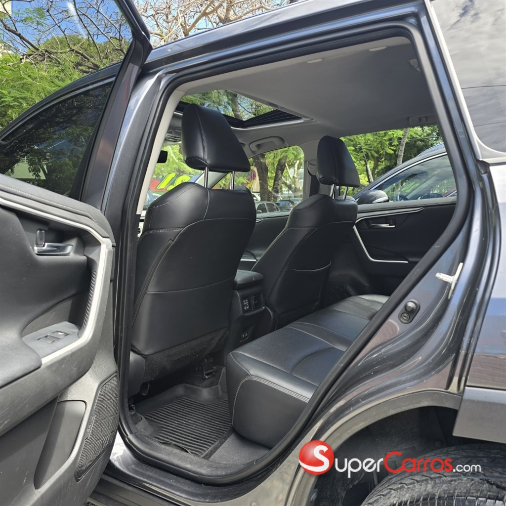 2021 Toyota RAV4 Limited — foto 9 / 10
