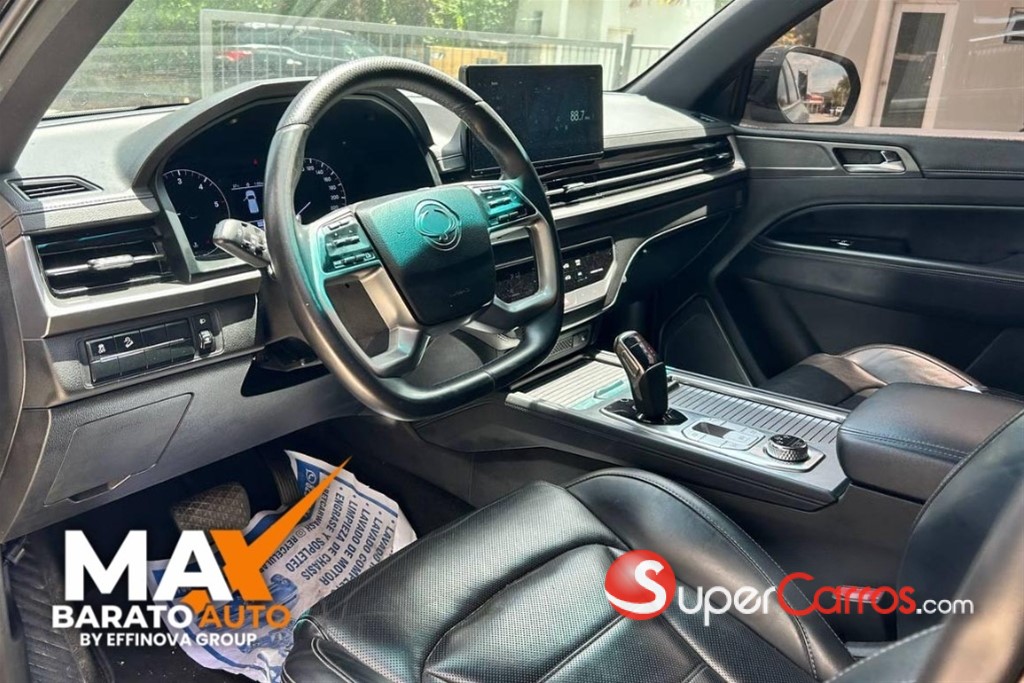 2024 KGM Rexton ADVENTURE PLUS — foto 10 / 12