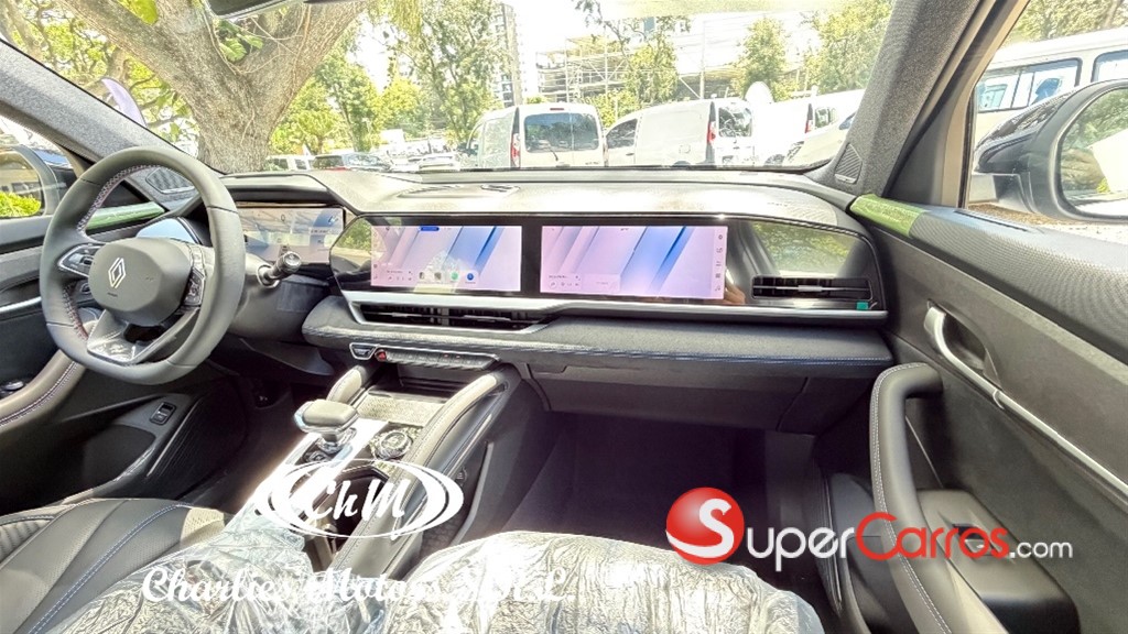 2026 Renault Koleos Full Hybrid E-tech — foto 7 / 12