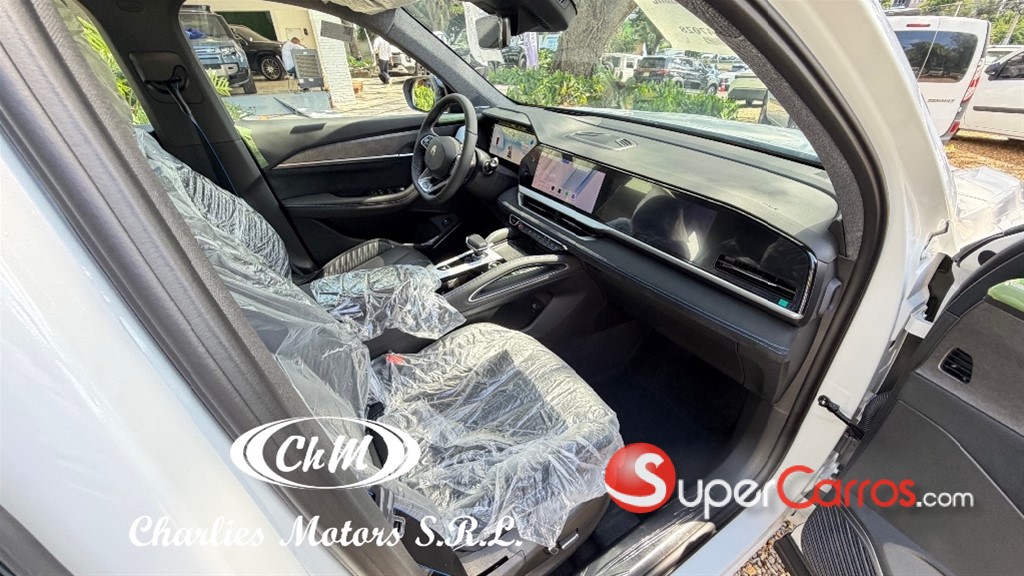 2026 Renault Koleos Full Hybrid E-tech — foto 9 / 12