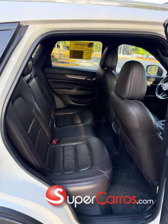 2021 Mazda CX-5 Signature — foto 4 / 12