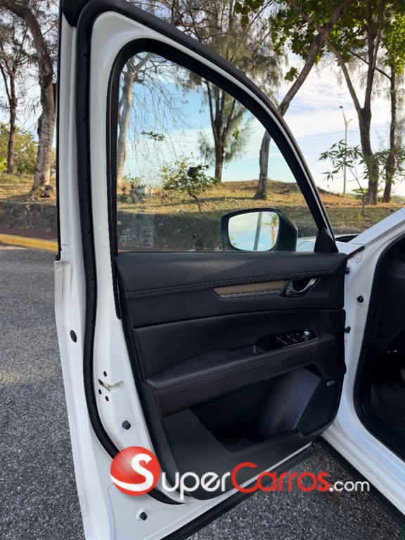 2021 Mazda CX-5 Signature — foto 5 / 12