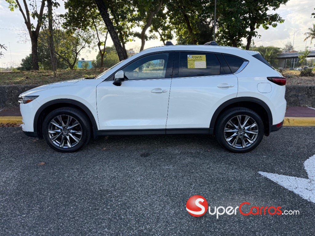 2021 Mazda CX-5 Signature — foto 6 / 12
