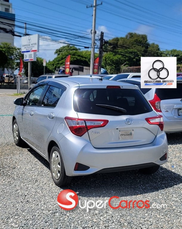 2019 Toyota VITZ — foto 7 / 11