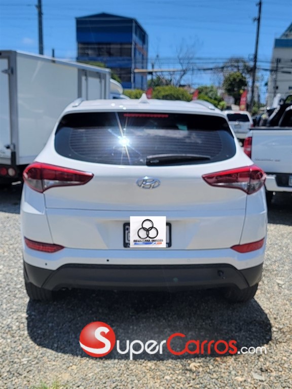 2017 Hyundai Tucson — foto 9 / 11